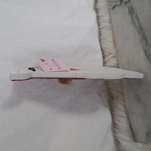 Gnome with Heart Valentine's  Day Fabric MDF Beaded Wall Plaque New - Picture 2 of 4